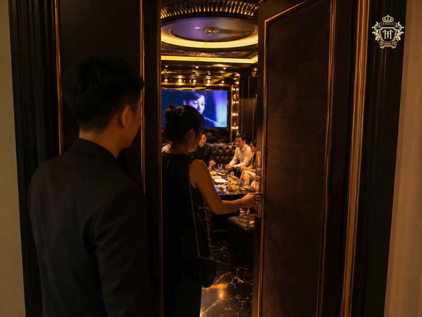Nhu cầu sử dụng phòng karaoke riêng tư của khách hàng VIP